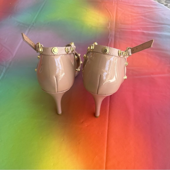 Taupe Halogen Heels - Picture 5 of 5